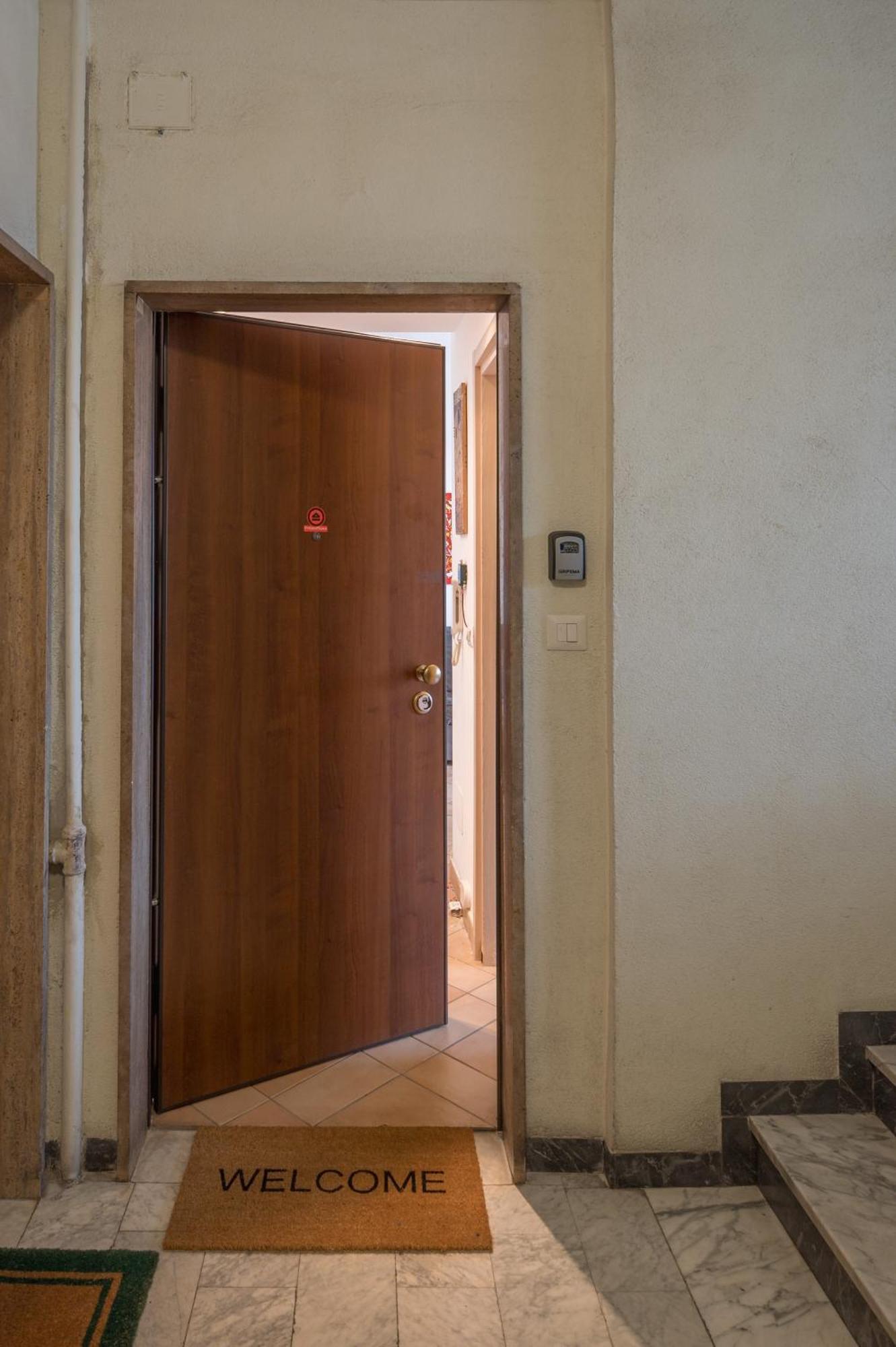 Apartamento Primopiano - Palmanova Milán Exterior foto